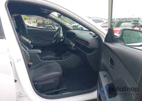 2024 Hyundai Kona N Line z USA, uszkodzony, nr VIN KM8HACA36RU040479